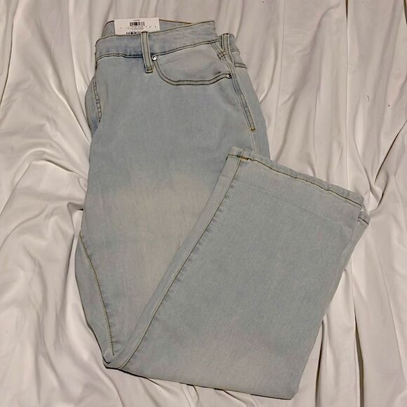 NWT- Style & Co - 18W, 20W & 22W. Curvy Capri - Picture 1 of 7